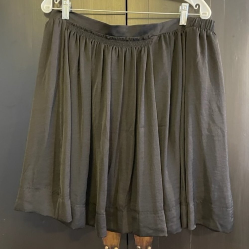 Apt 9 Black silky skirt XL